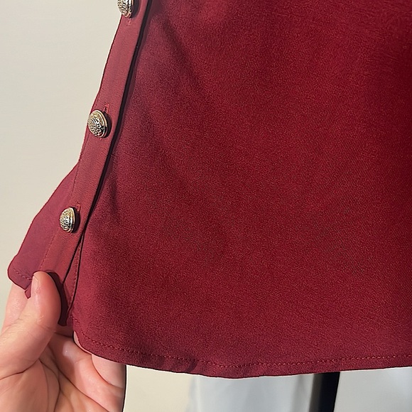 WHITE HOUSE BLACK MARKET BURGUNDY FULL BUTTON UTILITY TEE SMALL - Picture 9 of 12